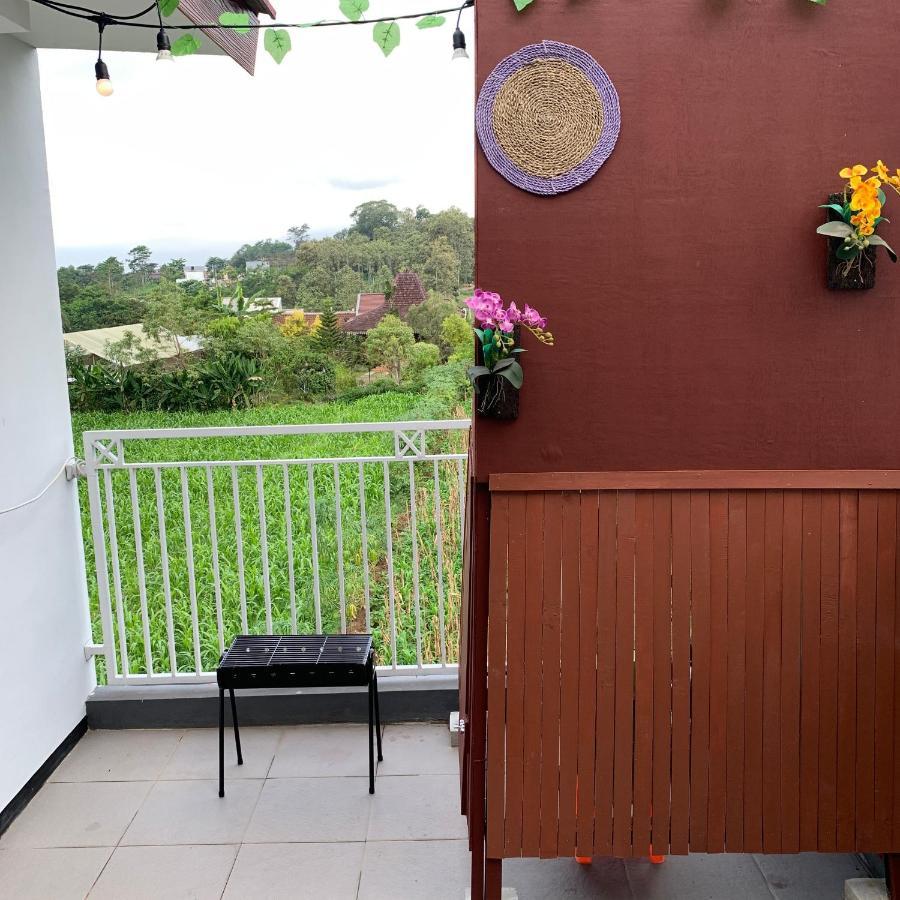 Kayz Villa Batu Dengan Kolam Renang Pribadi Ngoại thất bức ảnh
