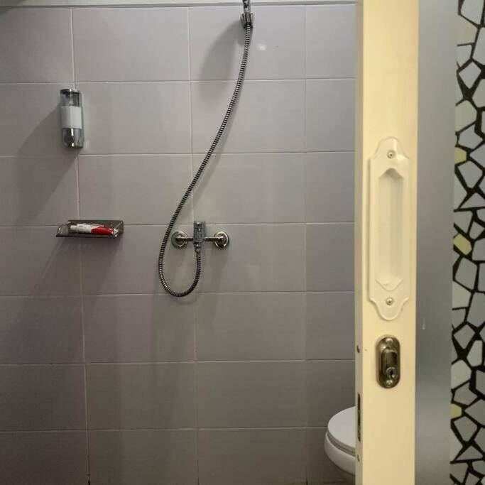 Kayz Villa Batu Dengan Kolam Renang Pribadi Ngoại thất bức ảnh