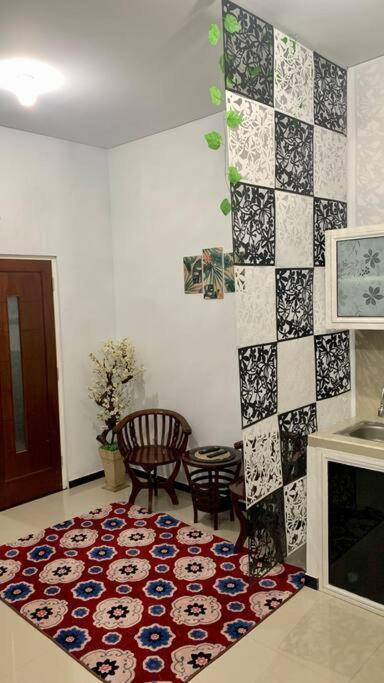 Kayz Villa Batu Dengan Kolam Renang Pribadi Ngoại thất bức ảnh